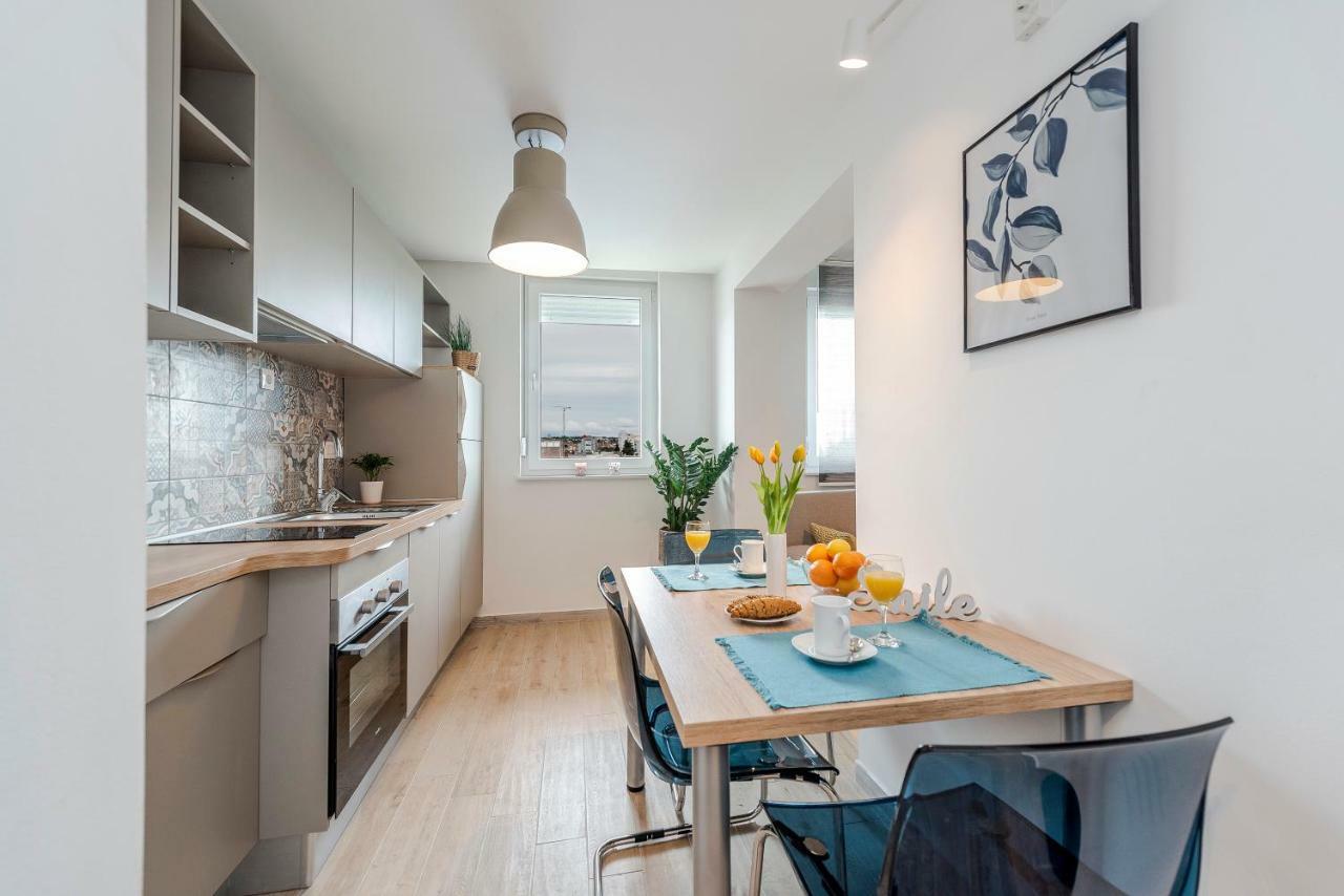 Апартаменты Seven Apartman Задар Экстерьер фото