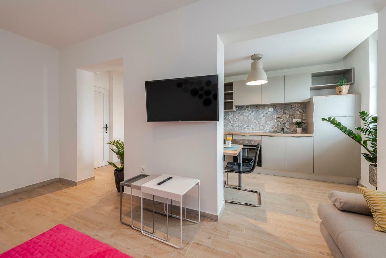 Апартаменты Seven Apartman Задар Экстерьер фото