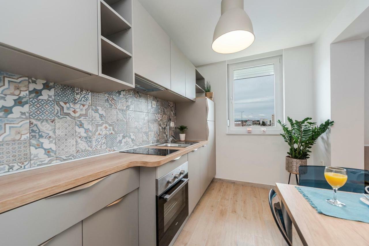 Апартаменты Seven Apartman Задар Экстерьер фото